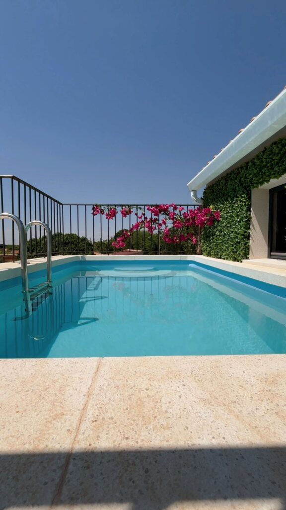 piscina-casa-rural-moravieta2